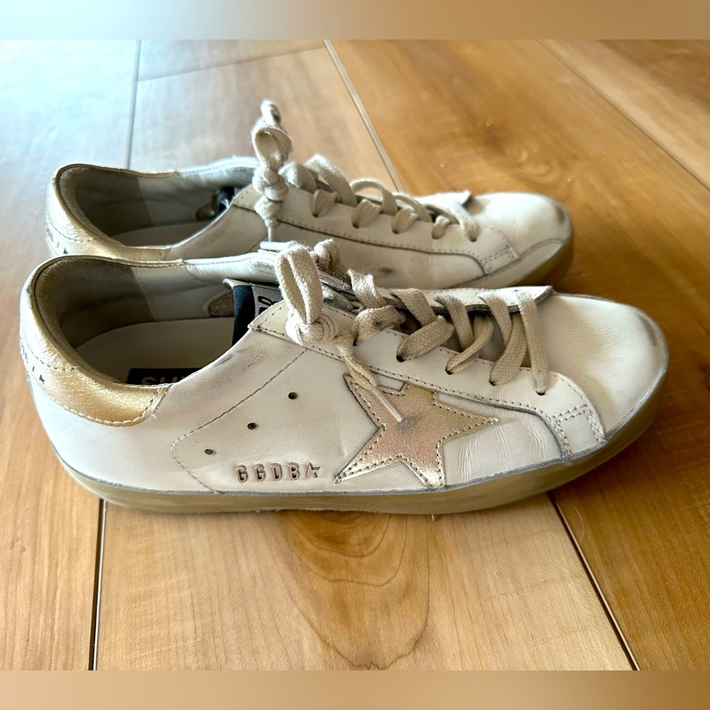 Golden Goose Sneakers